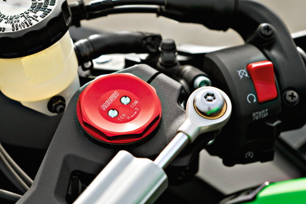 Kawasaki    &Ouml;hlins   .